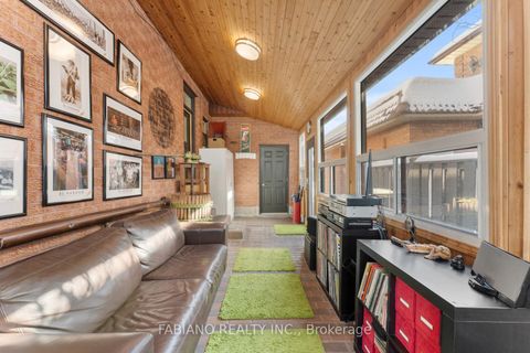 Photo 40 at 186 Wigwoss Drive, East Woodbridge, Vaughan