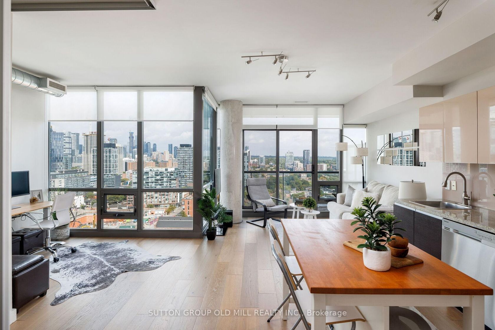 2108 - 33 Mill Street, Waterfront Communities C8, Toronto 