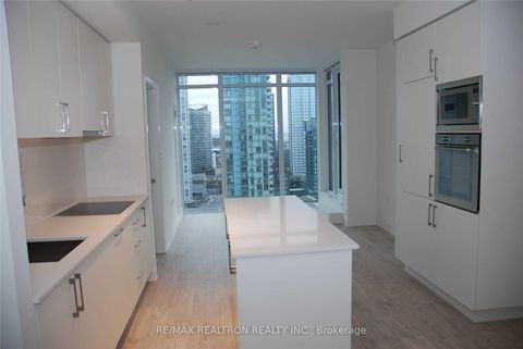 Photo 4 at 1703 - 576 Front Street W, Waterfront Communities C1, Toronto
