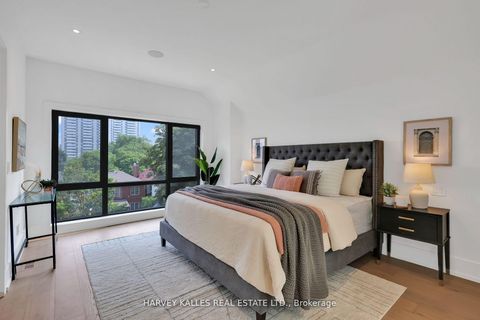 Photo 20 at 171 Belsize Drive, Mount Pleasant West, Toronto