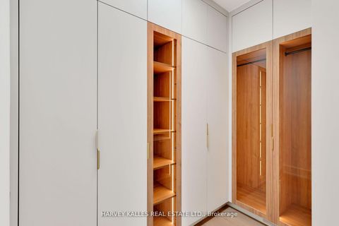 Photo 25 at 171 Belsize Drive, Mount Pleasant West, Toronto