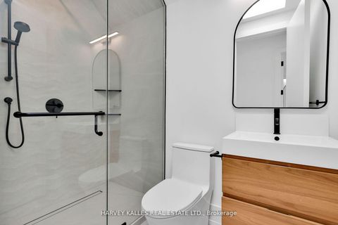 Photo 33 at 171 Belsize Drive, Mount Pleasant West, Toronto