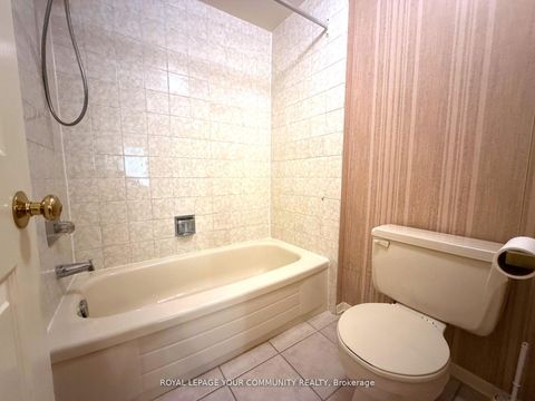 Photo 12 at 90 Belinda Square, Steeles, Toronto
