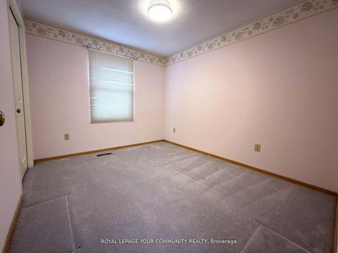 Photo 14 at 90 Belinda Square, Steeles, Toronto