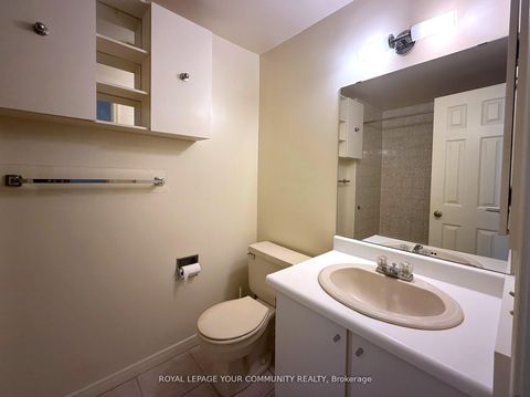 Photo 15 at 90 Belinda Square, Steeles, Toronto