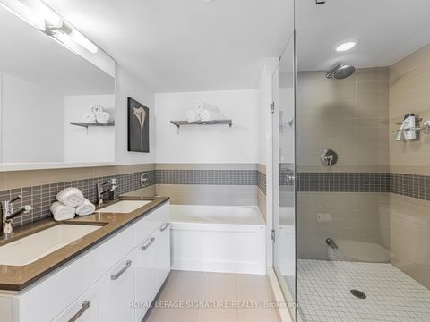 Photo 16 at 1804 - 295 Adelaide Street W, Waterfront Communities C1, Toronto