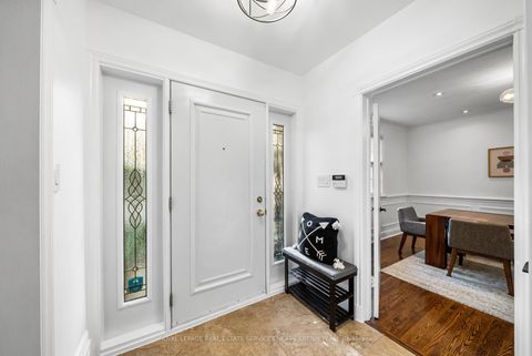 Photo 1 at 212 York Mills Road, Windfields, Toronto