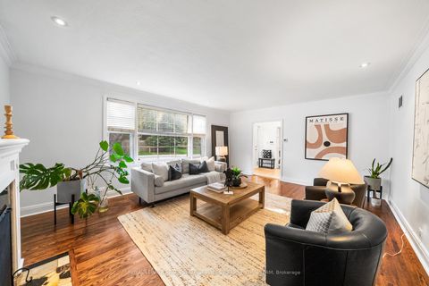 Photo 6 at 212 York Mills Road, Windfields, Toronto