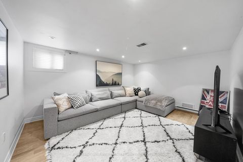 Photo 22 at 212 York Mills Road, Windfields, Toronto