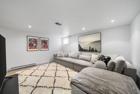 Photo 23 at 212 York Mills Road, Windfields, Toronto