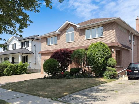 Photo 1 at 15 Gorman Park, Clanton Park, Toronto