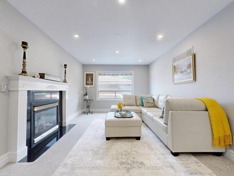 Photo 14 at 15 Gorman Park, Clanton Park, Toronto