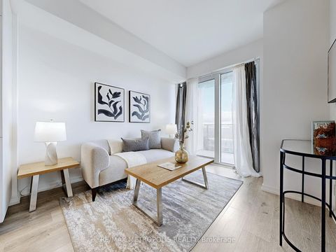 Photo 7 at 4211 - 7890 Jane Street, Concord, Vaughan