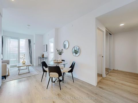 Photo 11 at 4211 - 7890 Jane Street, Concord, Vaughan