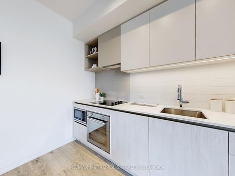 Photo 15 at 4211 - 7890 Jane Street, Concord, Vaughan