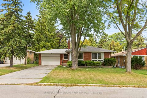 Photo 1 at 232 Newton Drive, Newtonbrook East, Toronto