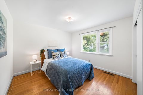 Photo 16 at 232 Newton Drive, Newtonbrook East, Toronto