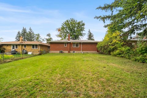 Photo 33 at 232 Newton Drive, Newtonbrook East, Toronto