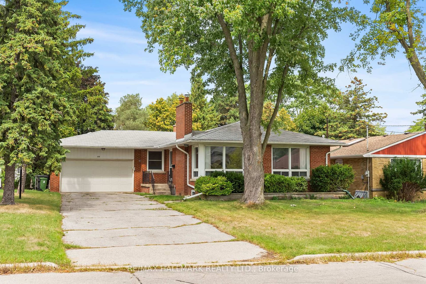 232 Newton Drive, Newtonbrook East, Toronto 