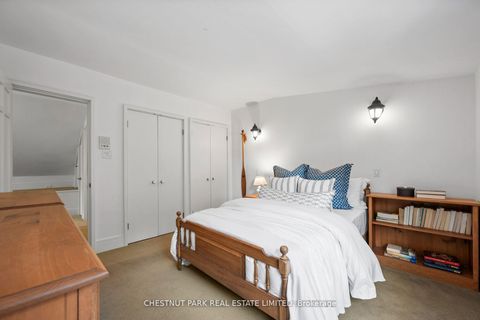 Photo 24 at 87 Lonsdale Road, St. Clair, Toronto