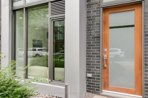 Photo 1 at 113 - 55 Stewart Street, Waterfront Communities C1, Toronto