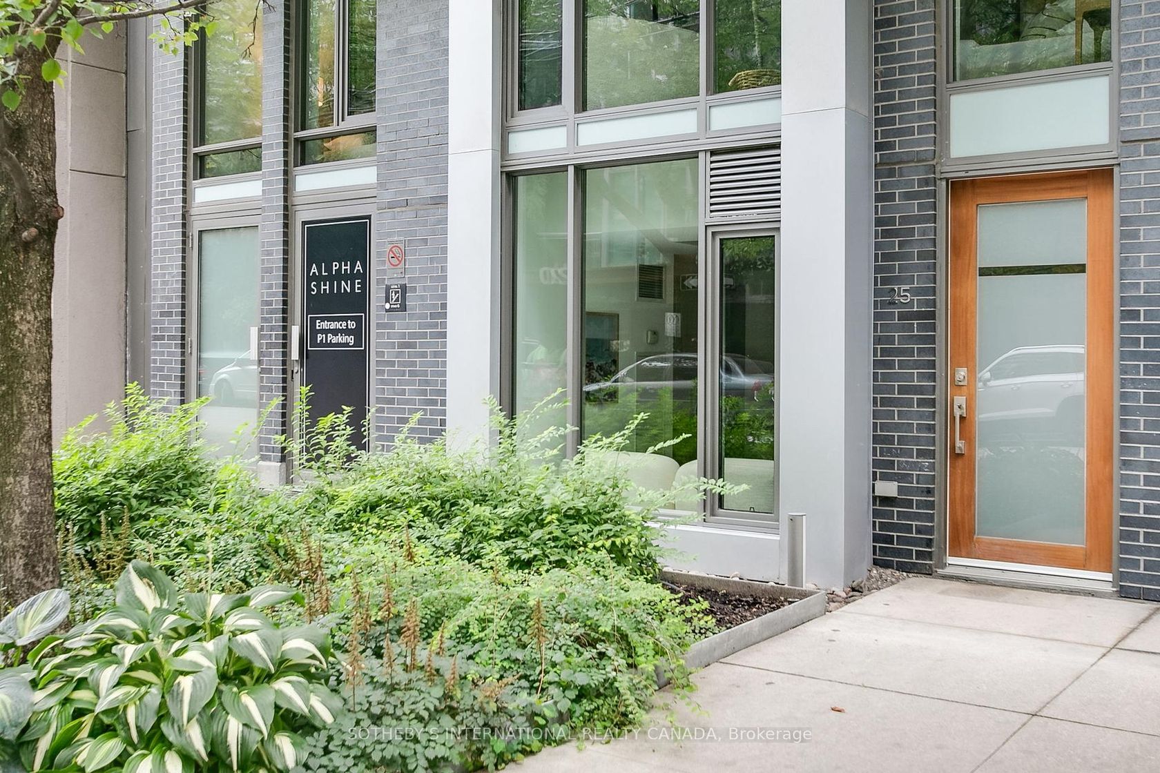 113 - 55 Stewart Street, Waterfront Communities C1, Toronto  by Loree Meneguzzi Real Estate 113 - 55 Stewart Street, Waterfront Communities C1, Toronto