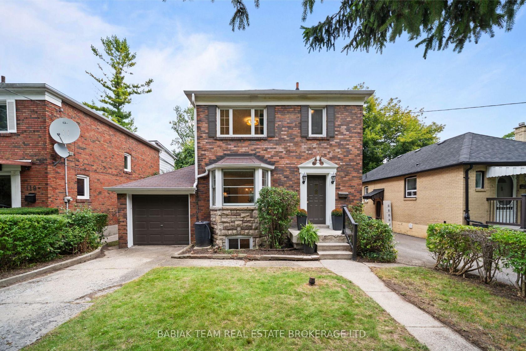 117 South Kingsway, Swansea, Toronto 