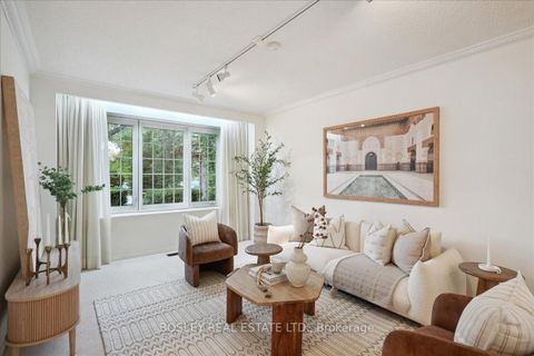 Photo 6 at 50 Simmons Crescent, Aurora Highlands, Aurora