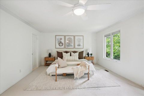 Photo 18 at 50 Simmons Crescent, Aurora Highlands, Aurora
