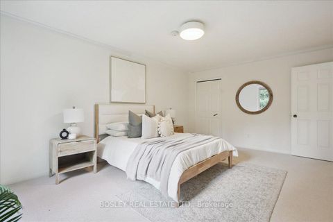 Photo 24 at 50 Simmons Crescent, Aurora Highlands, Aurora