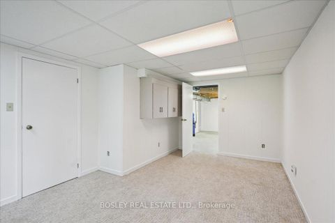Photo 35 at 50 Simmons Crescent, Aurora Highlands, Aurora