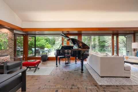 Photo 3 at 86 Cortleigh Boulevard, Lawrence Park South, Toronto
