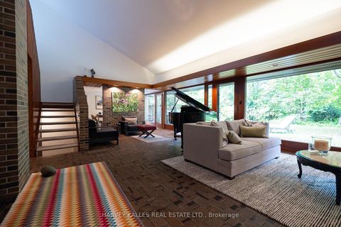 Photo 5 at 86 Cortleigh Boulevard, Lawrence Park South, Toronto