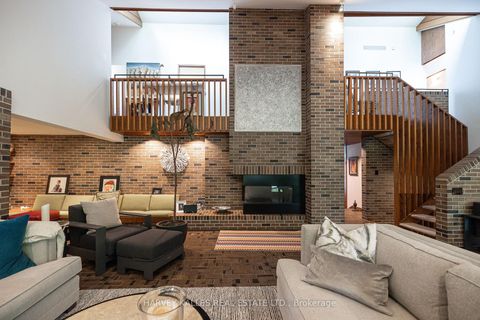 Photo 6 at 86 Cortleigh Boulevard, Lawrence Park South, Toronto