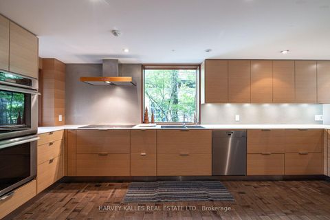 Photo 8 at 86 Cortleigh Boulevard, Lawrence Park South, Toronto