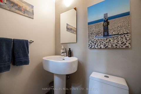 Photo 11 at 86 Cortleigh Boulevard, Lawrence Park South, Toronto