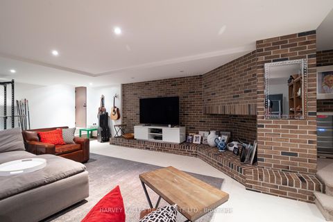 Photo 26 at 86 Cortleigh Boulevard, Lawrence Park South, Toronto
