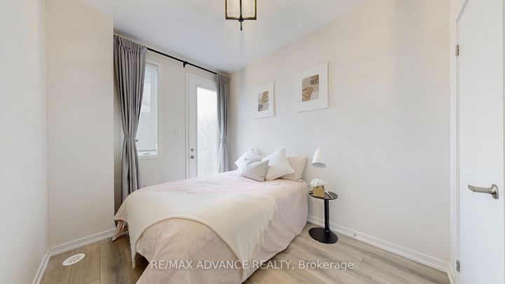 Photo 25 at 33 Origin Way, Patterson, Vaughan