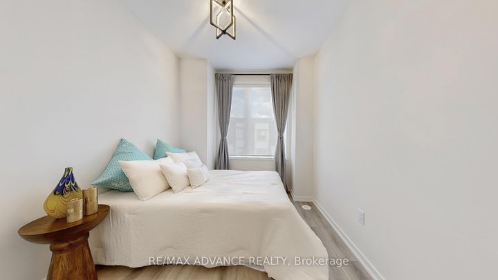 Photo 28 at 33 Origin Way, Patterson, Vaughan