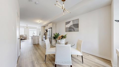 Photo 13 at 33 Origin Way, Patterson, Vaughan