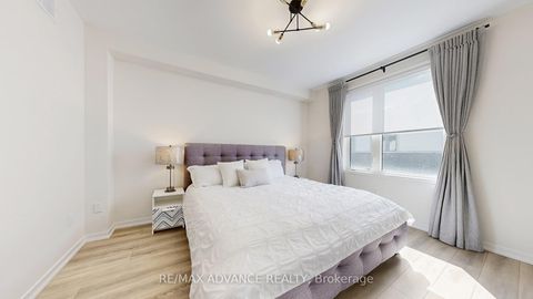 Photo 20 at 33 Origin Way, Patterson, Vaughan