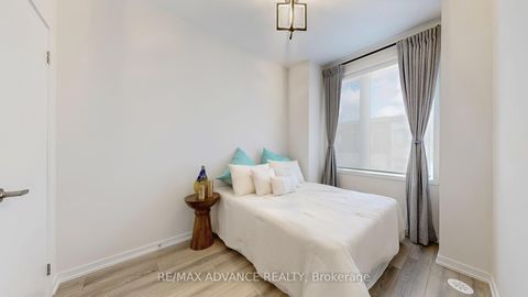 Photo 27 at 33 Origin Way, Patterson, Vaughan