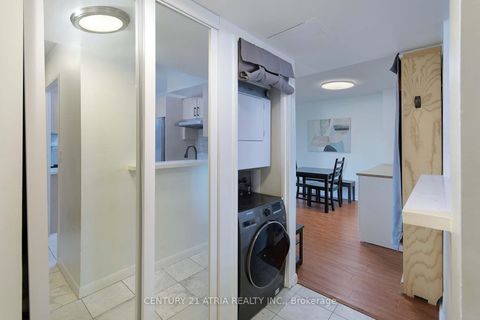Photo 25 at 710 - 8 Lee Centre Drive, Woburn, Toronto