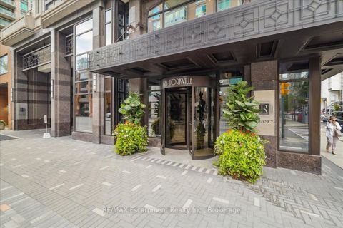 Photo 3 at 304 - 68 Yorkville Avenue, Annex, Toronto