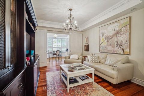 Photo 7 at 304 - 68 Yorkville Avenue, Annex, Toronto