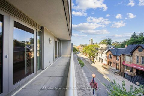 Photo 15 at 304 - 68 Yorkville Avenue, Annex, Toronto