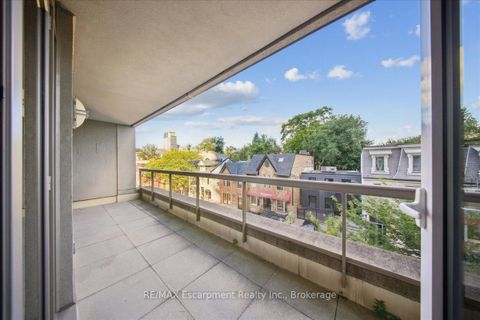 Photo 16 at 304 - 68 Yorkville Avenue, Annex, Toronto