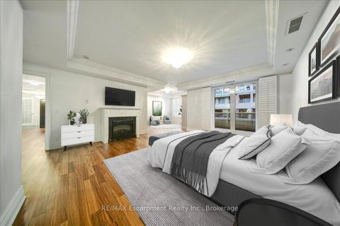 Photo 18 at 304 - 68 Yorkville Avenue, Annex, Toronto