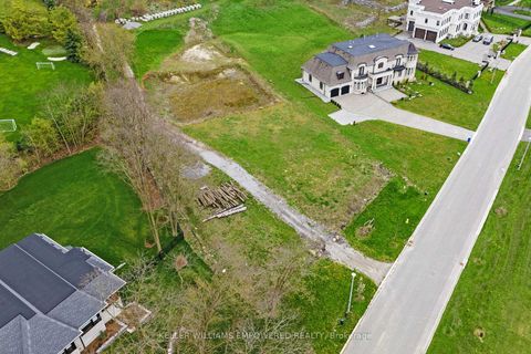 Photo 3 at 15 Honey Locust Court, Rural Vaughan, Vaughan