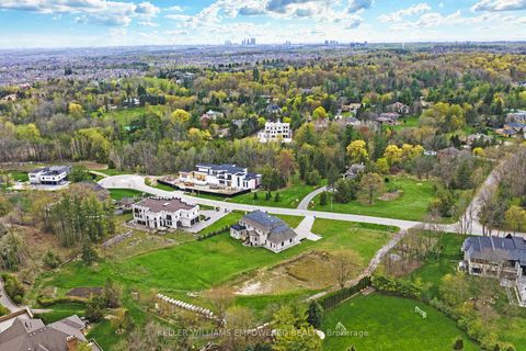 Photo 5 at 15 Honey Locust Court, Rural Vaughan, Vaughan